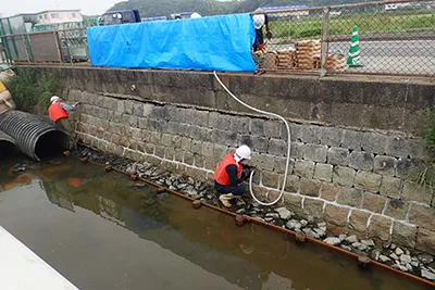 石積接着補強工法（モルダム工法）